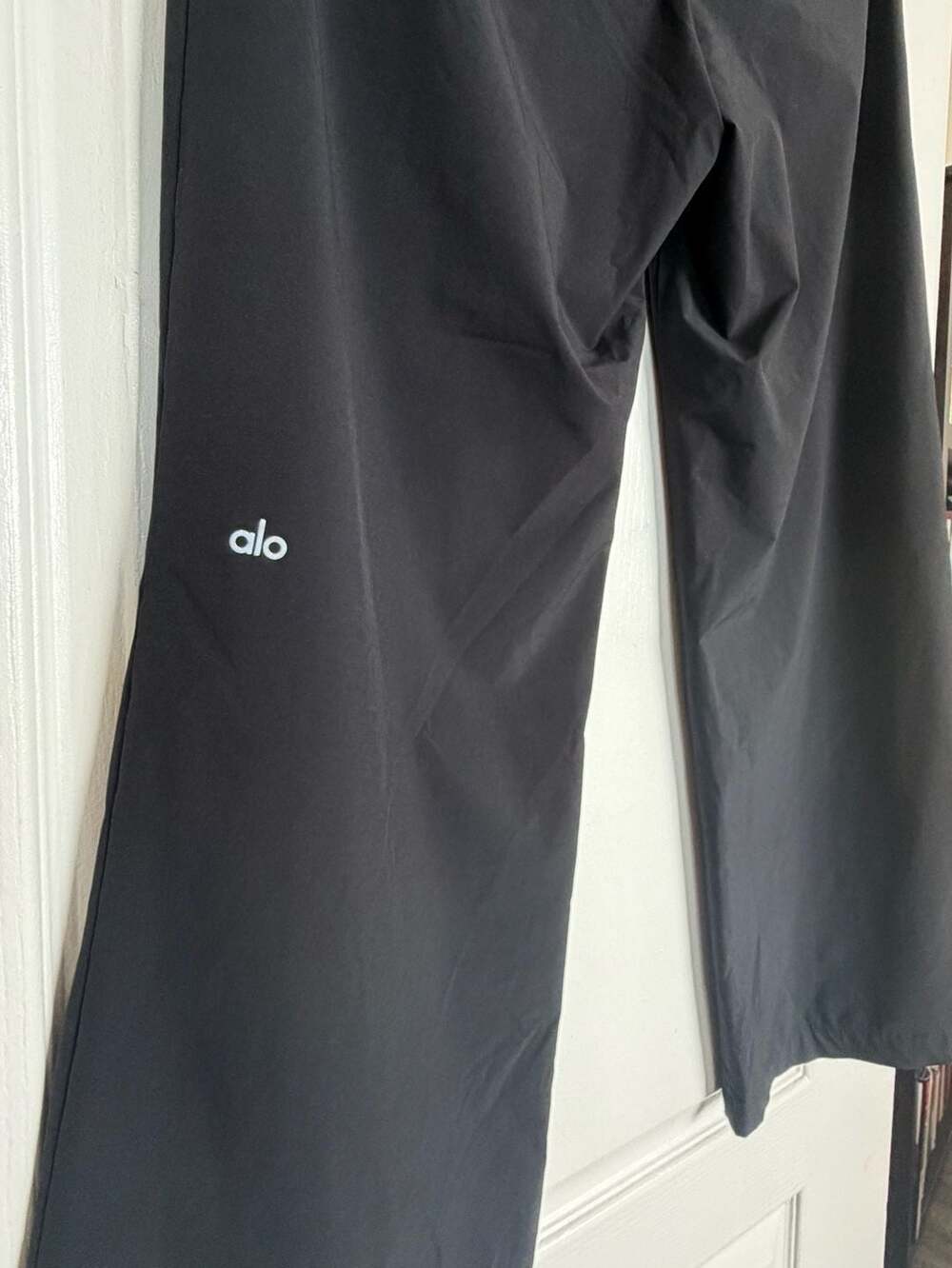 Alo Yoga Black Pleated Wide Leg Tailored Trousers Pants. NO Tag
